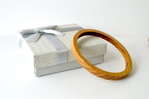 Handmade Oure Wood Bangle For Women Luxury Wooden Bangles - Product Image 6