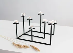 Options multi-tailles Bougeoir élégant en métal pour Noël pour les intérieurs de maison contemporains et rustiques - Product Image 4