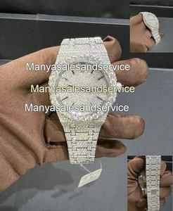 Reloj de Lujo Estilo Hip Hop, con Diamantes y Moissanita, Cristal, Resistente al Agua 10 Bar, Completamente Cubierto de Piedras, Acero Inoxidable, Doble Movimiento - Product Image 1