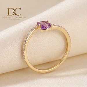 Anillo de Oro Sólido de 9k con Diamante Cultivado en Laboratorio y Alejandrita Cultivada en Laboratorio, Elegante y Fino, de Dhruvansh Creations, Certificado por IGI, Personalizado para Mujer - Product Image 4