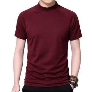 T-shirt en coton pour homme, style luxe, coupe ajustée, col montant, manches courtes, pour la saison estivale. - Product Image 5