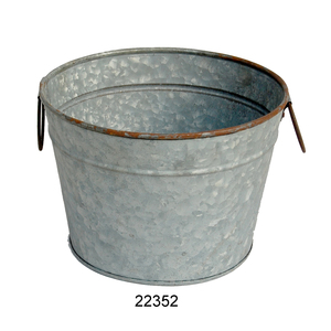 Enfriador de Vino Galvanizado Resistente con Diseño Rústico para Picnic al Aire Libre, Bar y Experiencia de Enfriamiento de Bebidas - Product Image 1