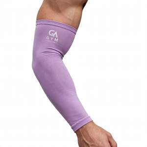 ปลอกแขนกันแดดผู้ชาย GYM ACTIVE แขนยาว สีม่วงล้วน โพลีเอสเตอร์ UPF50+ ระบายอากาศได้ดี น้ำหนักเบา กระชับกล้ามเนื้อ - Product Image 4