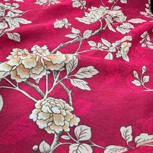 Nouveau tissu imprimé numérique en georgette de viscose 100% léger et au design magnifique pour la couture et la confection de vêtements - Product Image 1