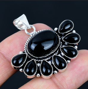 Colgante de Piedra de Ónix Negro, Plata de Ley 925, Colgante de Flor Hecho a Mano, Joyería de Collar con Flor - Product Image 2