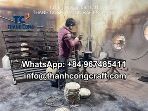 Venta al por mayor respetuoso con el medio ambiente de cuero hecho a mano pastel de madera y soporte de chocolate nuevos diseños de Vietnam Oriente Medio regalo - Product Image 5