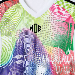 Maillot de football américain de sublimation haut de gamme pour hommes, personnalisé, col en V, manches courtes, respirant, t-shirt de sport, streetwear respirant - Product Image 2