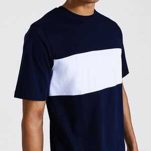 ชุดเสื้อยืดคอกลมสีกรมท่าและกางเกงขาสั้นสำหรับผู้ชาย ดีไซน์สีตัดต่อ สวมใส่สบาย ระบายอากาศได้ดี เหมาะสำหรับฤดูร้อน - Product Image 4