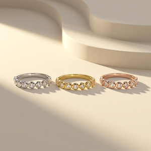 Bague éternité sertie de diamants de laboratoire de qualité supérieure, taille ronde, bijoux fins pour femmes, disponible au meilleur prix du marché, idéale pour les mariages. - Product Image 3