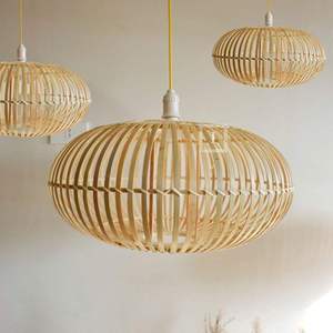 Lampe suspendue en bambou flexible Eco2go Vietnam, fabriquée à la main, éclairage naturel pour Noël, mariages, restaurants, décoration de yoga - Product Image 1
