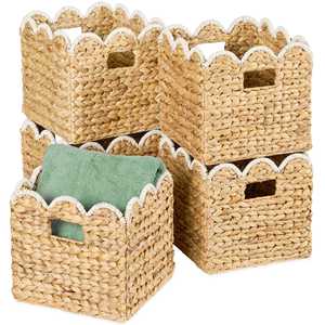 Panier de rangement tressé décoratif à bords festonnés - Organisateur écologique pour chambre d'enfant et placard avec poignées - Product Image 1