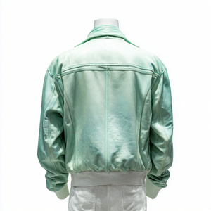 Veste en cuir de haute qualité, très élégante et stylée - Product Image 2