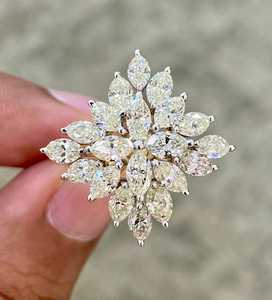 Anillo Floral con Diamante Cultivado en Laboratorio de Corte Marquise de 4.00CT Aproximadamente, Oro Sólido de 18K, Regalo de Lujo para Compromiso, Boda o Fiesta para Novia - Product Image 3