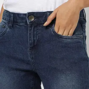 Jean en denim décontracté pour femme, coupe droite, taille mi-haute, longueur complète, couleur unie personnalisée, 100 % coton de haute qualité, séchage rapide - Product Image 5