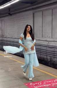 Ensemble de costume tendance de créateur, entièrement cousu, prêt-à-porter, composé d'un haut, d'un pantalon et d'un dupatta, tenue ethnique de haute qualité pour les mariages et les festivals - Product Image 6