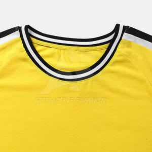 T-shirt à col rond de style urbain haut de gamme, conçu pour un confort optimal et une utilisation moderne dans la garde-robe - Product Image 6