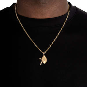Collier avec pendentif aigle en or |    Pendentif Aigle Volant en Acier Inoxydable |   Bijoux de luxe hip-hop à thème animalier - Product Image 2