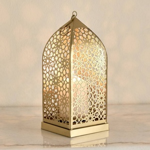ขายส่งเชิงเทียนโลหะสไตล์โมร็อกโกรุ่นล่าสุดสำหรับตกแต่งโต๊ะในบ้านช่วงรอมฎอน - Product Image 2