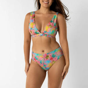 Maillot de bain personnalisé à imprimé floral pour femmes, haut court, ensemble de bikini brésilien réversible - Product Image 1