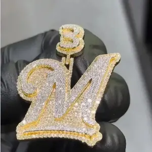 Colgante de Letra M con Incrustaciones de Moissanita y Diseño de Corona, Chapado en Oro, Plata de Ley 925, Joyería Hip Hop, Amuleto con Inicial Personalizada - Product Image 1