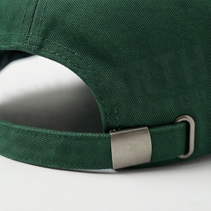 Gorra de Béisbol Verde de 6 Paneles con Logotipo Bordado en el Panel Frontal, Gorra Casual Unisex Ajustada, Color Sólido, Tela de Sarga, Talla Adulto - Product Image 6