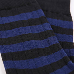 Chaussettes décontractées Street Comfort, matière douce au toucher, design respirant, adaptées à la mode décontractée et à un usage quotidien - Product Image 4