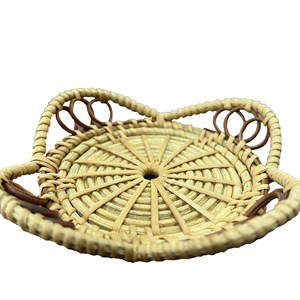 Posavasos de Ratán Ecológico Hecho a Mano, Bandeja Redonda Multifuncional para Mesa de Cocina y Sala de Estar, Diseño Minimalista, Reutilizable y Fácil de Limpiar - Product Image 1