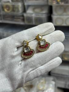 Conjunto de Collar y Pendientes de Oro con Baño de Rodio y Circonitas, Diseño Clásico con Incrustaciones Rojas para Mujer, Joyería Nupcial para Bodas - Product Image 6