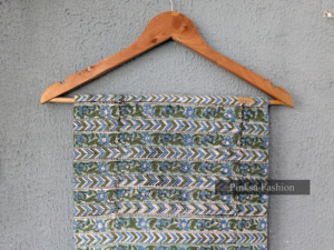 Tela Étnica Azul con Estampado Floral Hecho a Mano, 100% Algodón Puro para Ropa y Tapicería - Product Image 2