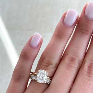 14K 18K <b>Solid</b> Gold 4 Carat Cushion Cut Lab Grown Diamond Engagement Ring Bezel Set 1.5mm Thin Plain Band IGI Certified Wholesale - Product Image 6