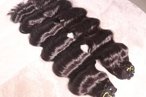Cabello Natural Ondulado con Doble Trama, 100% Cabello Humano Remy Vietnamita, Negro Natural, Voluminoso y con Gran Volumen, Venta al Por Mayor - Product Image 3