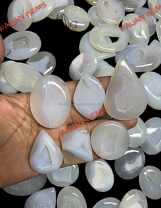 Venta al por mayor de gemas FAIJAN, calidad AAA+, cuarzo natural blanco con efecto drusa, cabujón suelto, gemas de cuarzo de todas las formas para la fabricación de joyería curativa. - Product Image 3