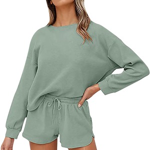 Conjunto de Dos Piezas para Mujer, 100% Algodón, Estilo Casual Diario, Sudadera y Pantalones Cortos hasta la Rodilla, Bordado, Secado Rápido, para Verano - Product Image 1