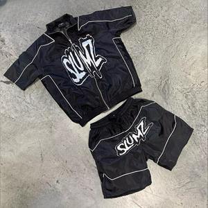 ชุดเซ็ตเสื้อแจ็คเก็ตและกางเกงขาสั้นผ้าโพลีเอสเตอร์ไนลอนสำหรับผู้ชาย ชุดวอร์มสีตัดกัน ชุดกันลมสำหรับผู้ชาย - Product Image 5