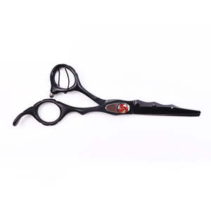 Ciseaux de coiffure et de barbier professionnels pour droitiers 6 pouces |   Lame tranchante en acier à haute teneur en carbone pour hommes et femmes, usage en salon - Product Image 2