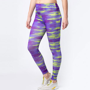 Leggings de sublimation en gros, imprimés sur mesure, avec poches, en tissu doux polyester et élasthanne - Product Image 5