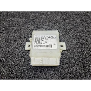 ECUs y Módulos de Computación Usados de Clase E 2129003704 - Product Image 1
