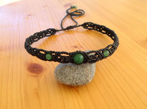 Collier en macramé fait main avec des perles de jade vert pour la vente en gros de bijoux - Product Image 4