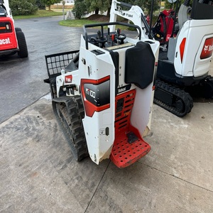 รถตักล้อยางขนาดเล็ก Bobcat MT100 สภาพดี ใช้งานได้ พร้อมเครื่องยนต์ดีเซลประสิทธิภาพสูง คุณภาพพรีเมียม รับน้ำหนักได้มาก - Product Image 4
