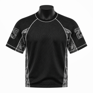เสื้อฟุตบอลแบบกำหนดเองสำหรับผู้ชาย แขนสั้น สีดำลายพราง ผ้าตาข่าย โพลีเอสเตอร์ 100% ระบายเหงื่อได้ดี คอกลม ทรงสปอร์ต - Product Image 1