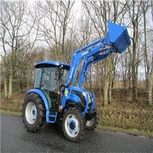 Tracteur agricole Solis 60 M-E-D avec charrue frontal - Product Image 1