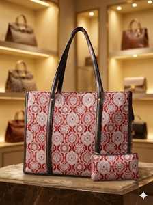 กระเป๋าโท้ทผ้าแจ็คการ์ดสีแดงเลือดหมูพรีเมียม พร้อมกระเป๋าใบเล็กเข้าชุด กันน้ำ มีซิป พกพาสะดวก กระเป๋าสะพายไหล่แบบเรียบ - Product Image 3