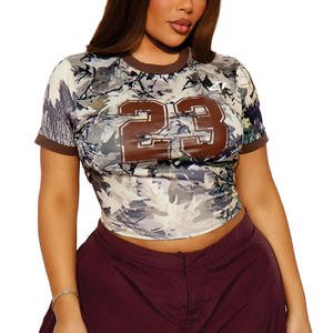 T-shirt court à manches courtes pour femme, imprimé camouflage, style maillot de football américain, coupe ajustée, streetwear, avec numéro graphique, tendance USA - Product Image 1