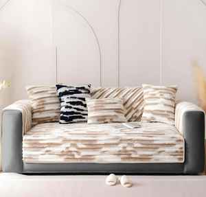 Housse de canapé en fourrure de luxe, protection douce pour canapé, housse de canapé en peluche pour salon, vente en gros, couleur unie moderne, fourrure pelucheuse - Product Image 1