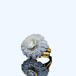 Anillo de Cóctel con Forma de Flor para Mujer, Chapado en Oro de 18K, con Circonita Cúbica y Micropavé, Joyería Glamurosa para Boda o Compromiso - Product Image 3