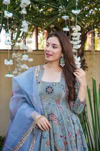 Meilleure Robe Anarkali Moderne en Organza Imprimée Numérique, Prête à Porter, pour Mariage et Fêtes, Séchage Rapide, Style Pakistanais, Exportation Mondiale - Product Image 4