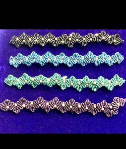 Bijoux de jour de l'amitié Bracelet en macramé fil multicolore Bracelet en laiton plaqué or Designer trouver Bracelet de style bohème - Product Image 5