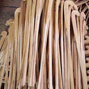 Palos de Hockey sobre Césped de Madera con Refuerzos de Fibra de Vidrio para Entrenamiento al Aire Libre, 36 Unidades, Marca Eoin Winston Sports, Sialkot, Pakistán - Product Image 2