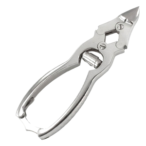 Coupe-ongles en acier inoxydable, forme biseautée, pointe acérée, durable, pour adultes, style simple, fabriqué au Pakistan - Product Image 2