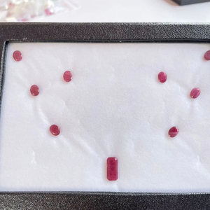Conjunto de Joyería de Rubíes Naturales de Liberia de 17.95 Ct – Conjunto de Colgante Grande y Pendientes con Lote de 6 Rubíes, Gema Roja Genuina al por Mayor - Product Image 1